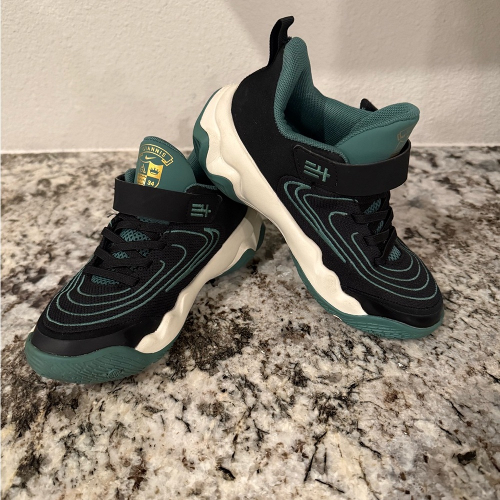 Kids Black and Green Giannis Nike Basketball Shoes
